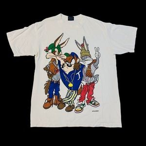 Vintage Bugs Bunny Taz and Wile E. Tee